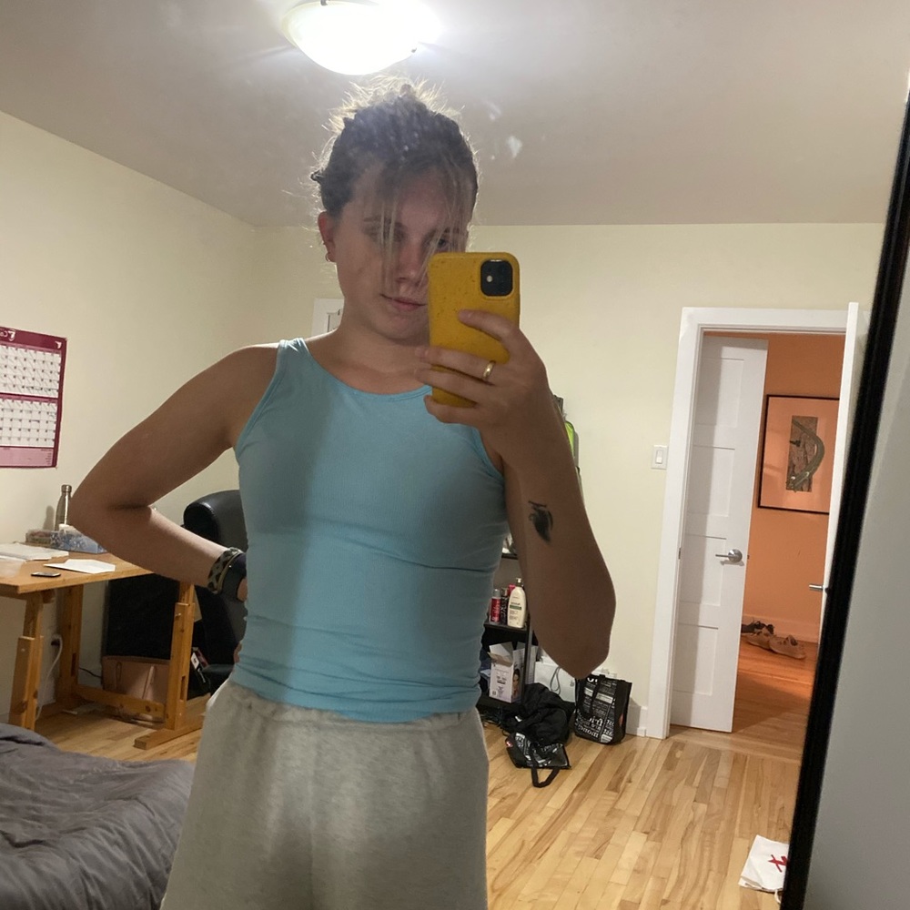 LULULEMON TANK - Picture 4 of 5
